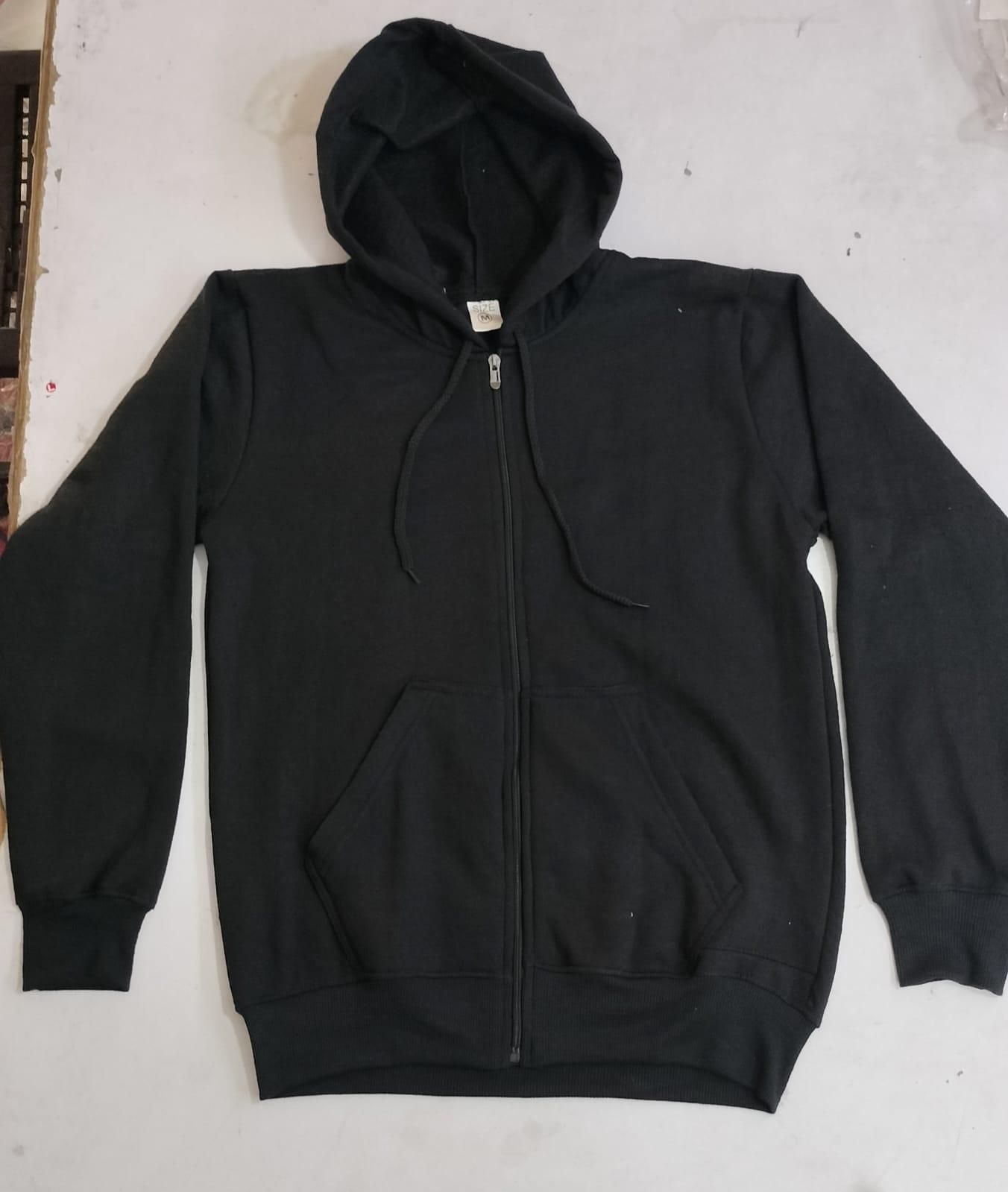 Men Full Sleeve Solid Hooded Sweatshirt